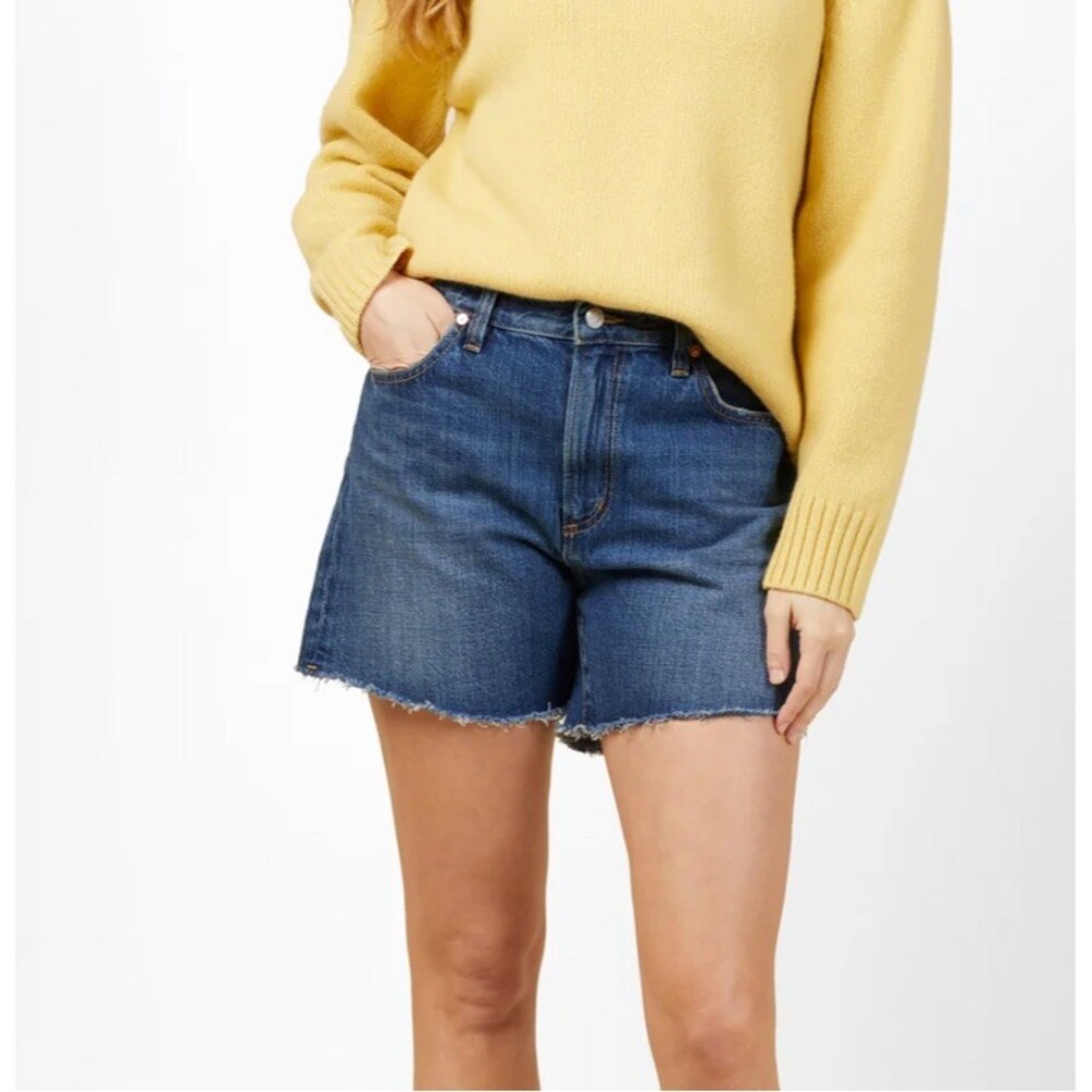 Outerknown SEA Fillmore Boyfriend Shorts Denim Jorts Womens 31 Medium Wash
